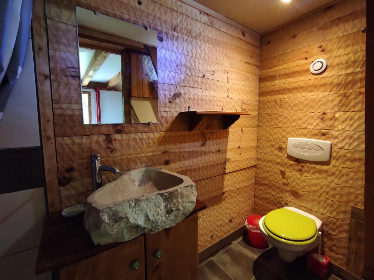 Bed and Breakfast Le Pre De La Fontaine Billiere Екстер'єр фото