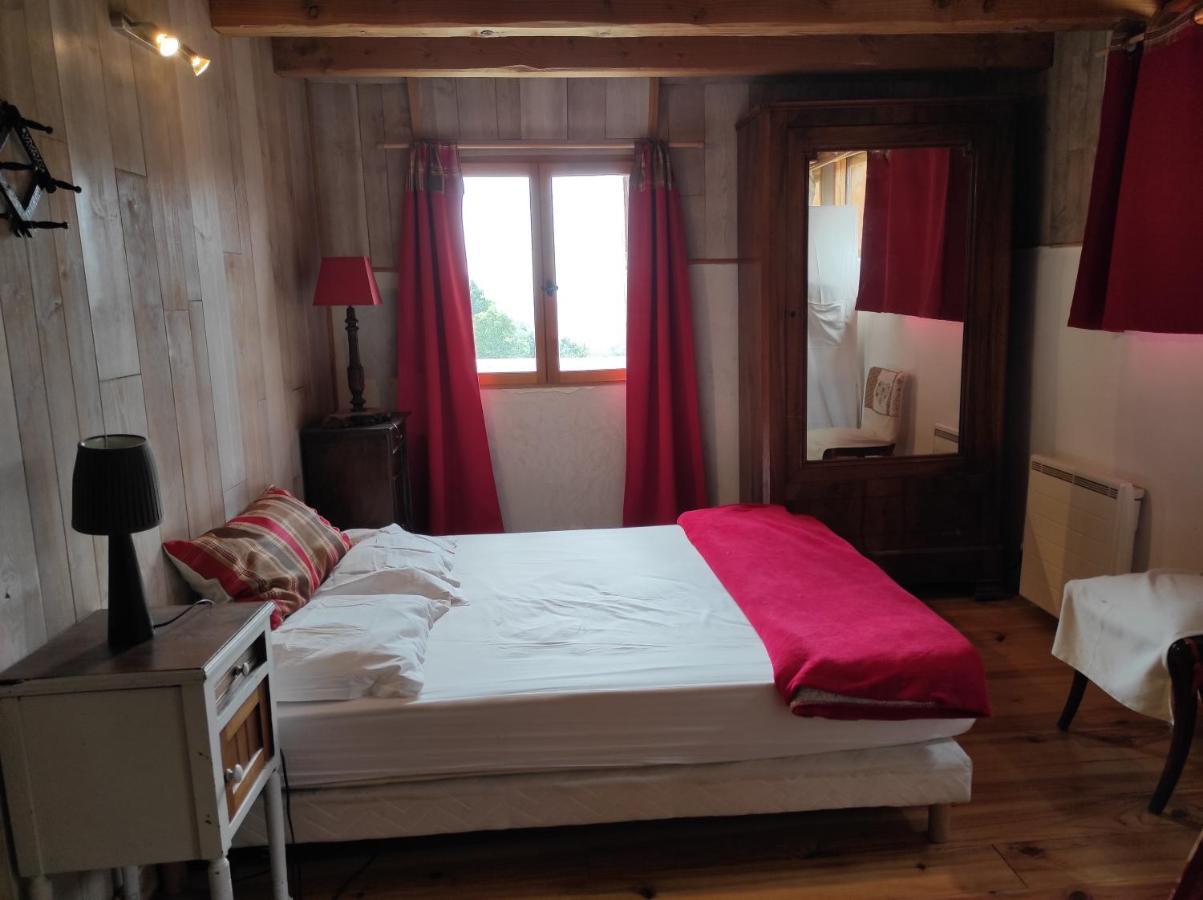 Bed and Breakfast Le Pre De La Fontaine Billiere Екстер'єр фото